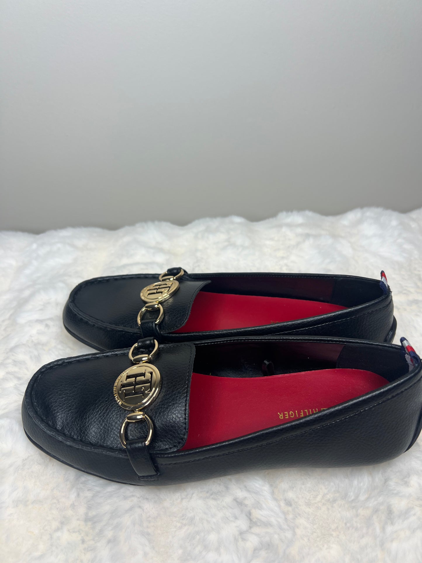 Tommy Hilfiger beautiful black moccasins for women. Size 8. No box.