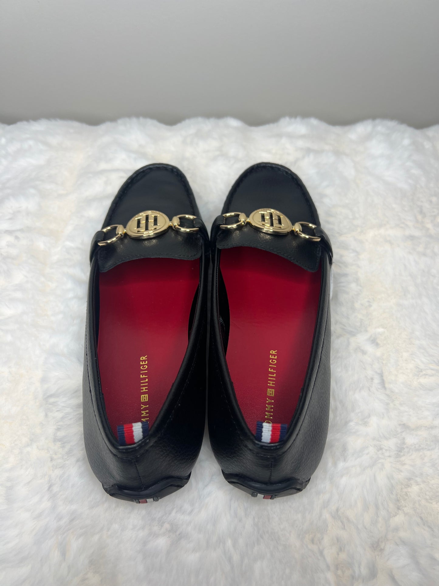 Tommy Hilfiger beautiful black moccasins for women. Size 8. No box.