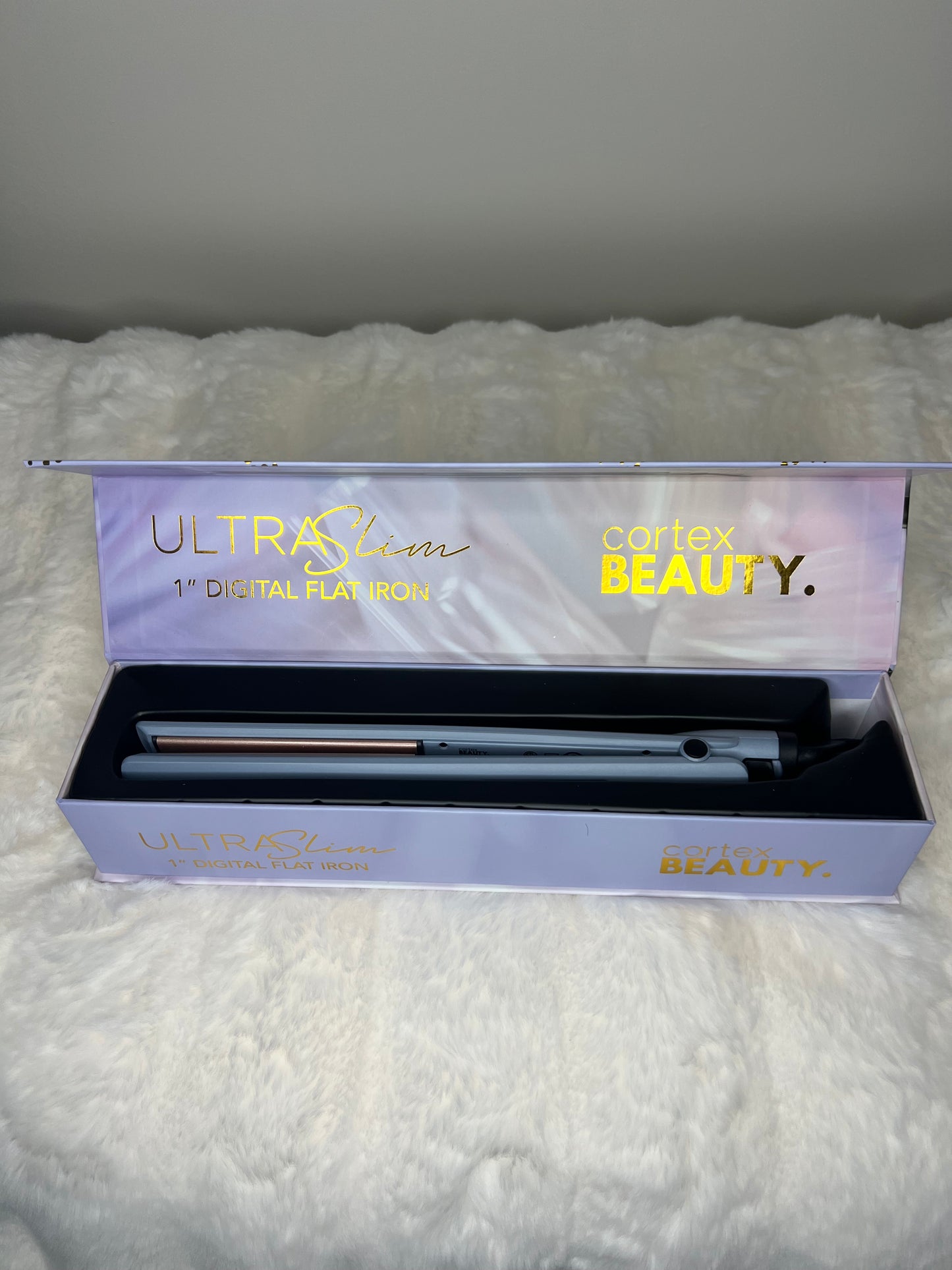 Profesional Cortex Beauty Ultra Slim 1” Ultra-thin Flat Iron MSRP $169.00